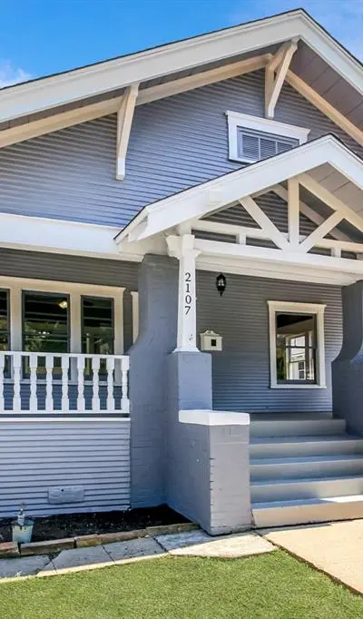 2107 College Avenue, Fort Worth TX 76110