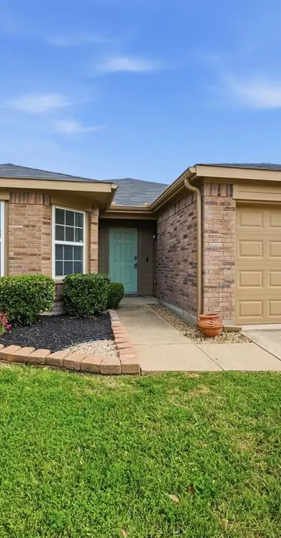 1405 Eagles Nest Trail, Krum TX 76249 - Photo 2