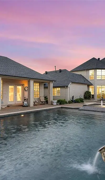 2014 Stone Canyon Court, Arlington TX 76012 - Photo 2