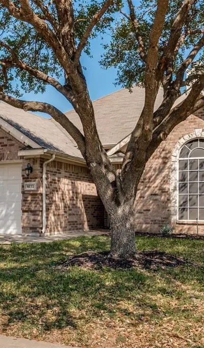 8233 Edgepoint Trail, Fort Worth TX 76053 - Photo 3