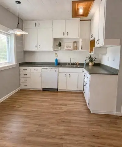 519 Berke Street, Newark TX 76071 - Photo 2
