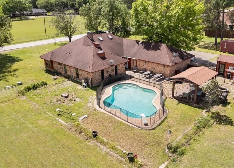 130 Beasley, Combine TX 75159