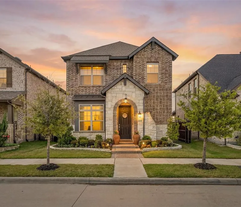 4430 English Maple Drive, Arlington TX 76005