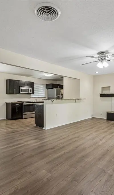 740 Joanna Drive, Hurst TX 76053 - Photo 5