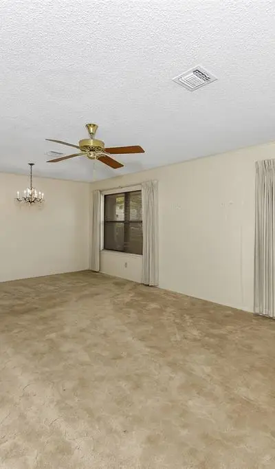 810 Hilltop Drive, Weatherford TX 76086 - Photo 3