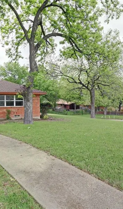 1245 Whispering Court, Dallas TX 75241 - Photo 4