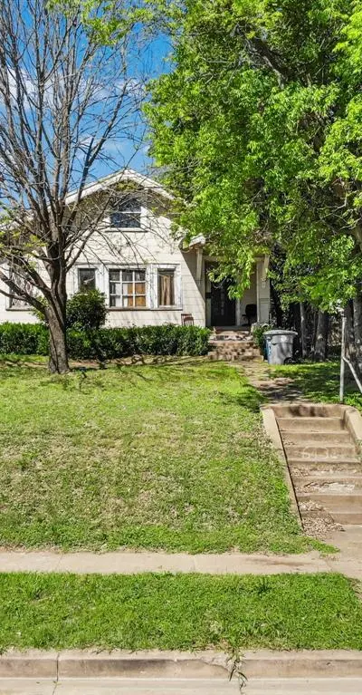 613 N Ewing Avenue, Dallas TX 75203