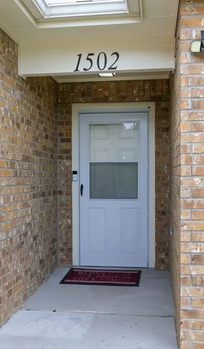 1502 SE 19th Avenue, Mineral Wells TX 76067 - Photo 2