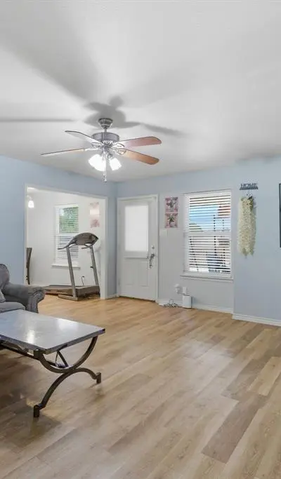 1502 SE 19th Avenue, Mineral Wells TX 76067 - Photo 5
