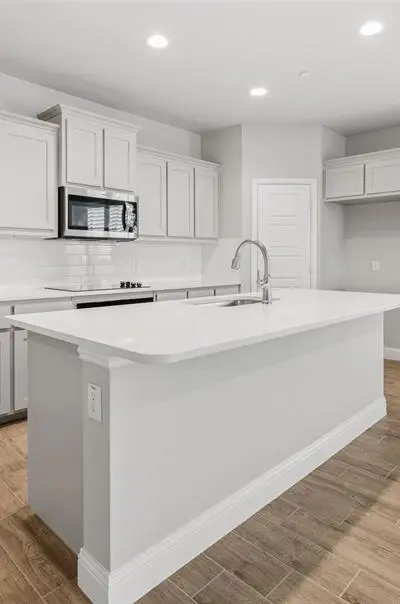 6020 Bursey Road, Watauga TX 76148 - Photo 3