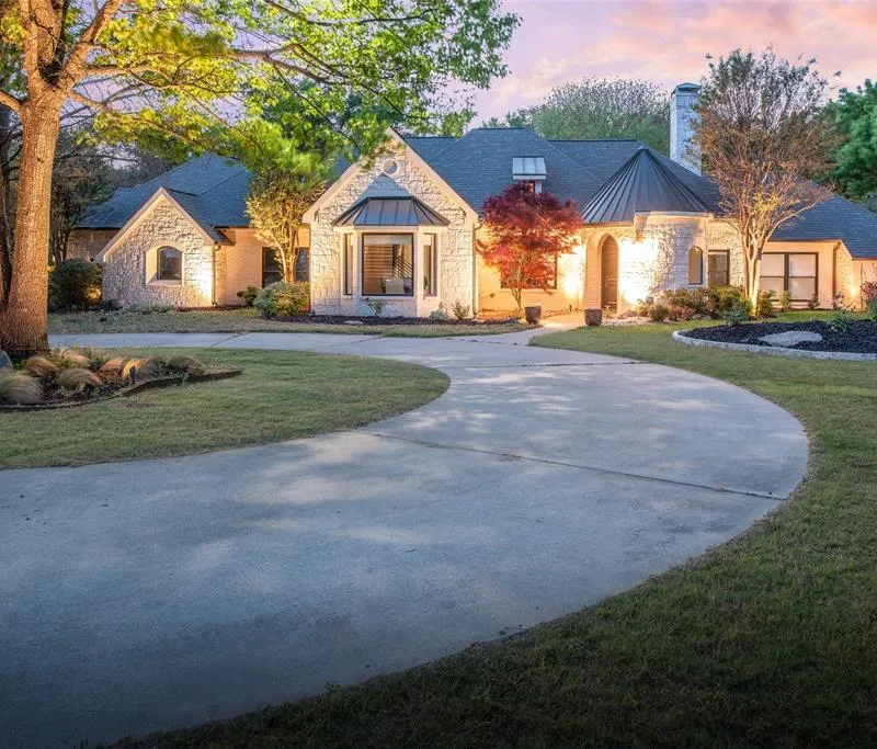 221 Forestview Drive, Lucas TX 75002