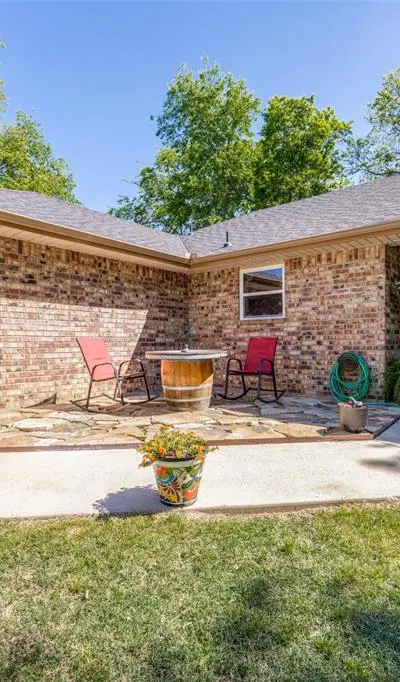 213 High Ridge, Blue Ridge TX 75424 - Photo 2
