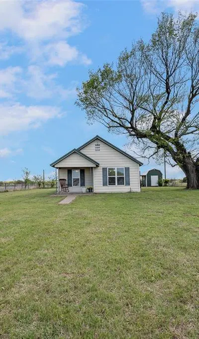 3913 Fm1956, Nocona TX 76255 - Photo 2