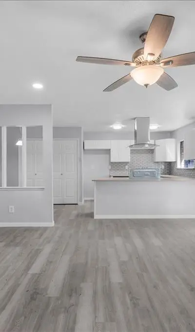 7112 Winterberry Drive, Dallas TX 75249 - Photo 4
