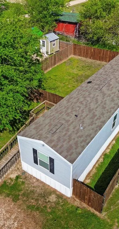 205 E Park Street, Frost TX 76641