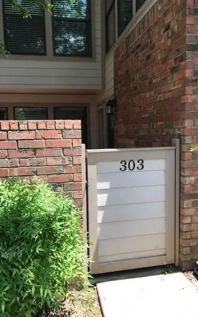 18240 Midway Road # 303, Dallas TX 75287