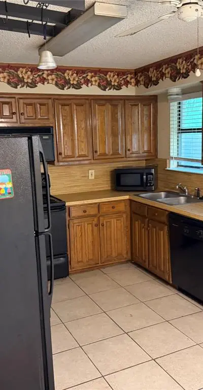 6508 Oak Forest Court, Fort Worth TX 76112 - Photo 3