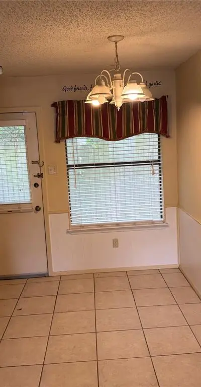 6508 Oak Forest Court, Fort Worth TX 76112 - Photo 5