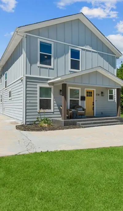 2728 Livingston Avenue, Fort Worth TX 76110 - Photo 2