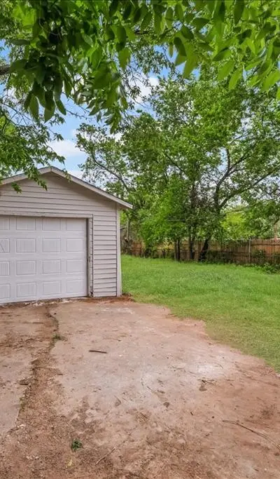 3675 Reed Street, Fort Worth TX 76119 - Photo 5