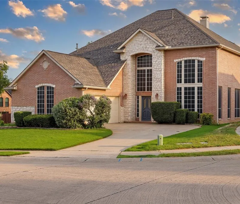 101 Edinburgh Court, Highland Village TX 75077