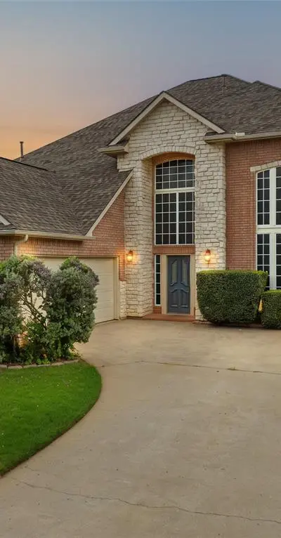 101 Edinburgh Court, Highland Village TX 75077 - Photo 4