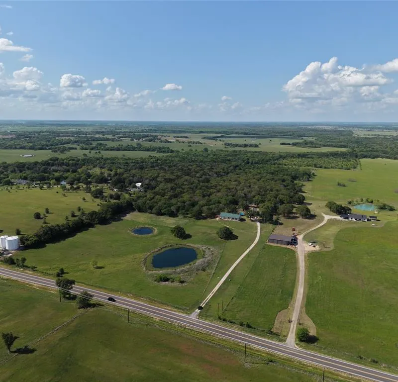 21855 S Fm 148, Kemp TX 75143