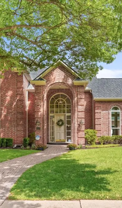 7031 Halprin Street, Dallas TX 75252