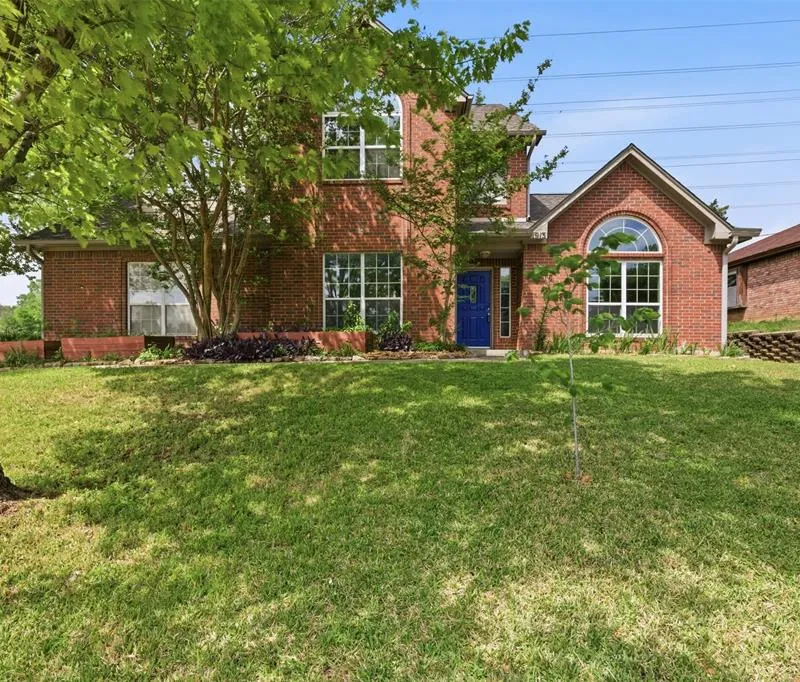 1913 W Arbor Rose Drive, Grand Prairie TX 75050