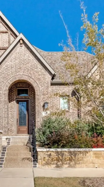 1403 Laurel Green Court, Arlington TX 76005