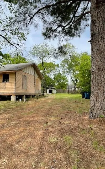 515 E Murray Street, Denison TX 75021 - Photo 3