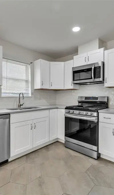 6401 Loydhill Lane, Fort Worth TX 76135 - Photo 4