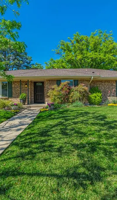 2422 Greenwood Drive, Grand Prairie TX 75050