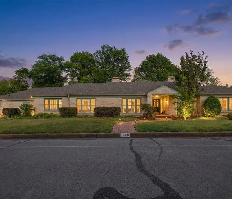 1420 S Donnybrook Avenue, Tyler TX 75701
