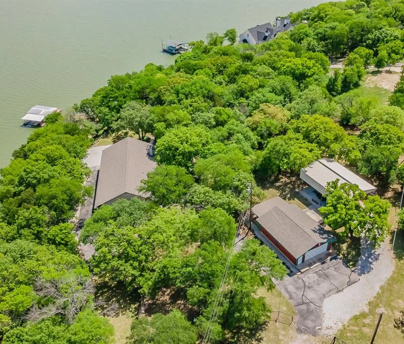 491 Cozy Cove Court, Chico TX 76431