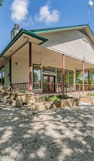 491 Cozy Cove Court, Chico TX 76431 - Photo 3