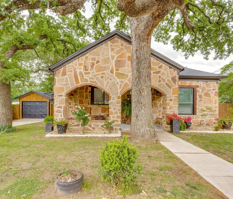 315 Cleveland Avenue, Weatherford TX 76086