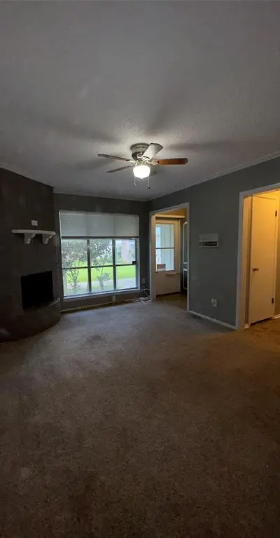 404 Hollyhill Lane # 404, Denton TX 76205 - Photo 5