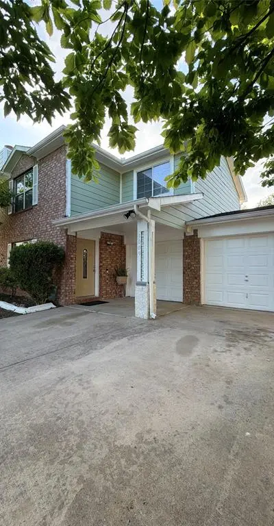 3009 Mira Vista Court, Dallas TX 75236 - Photo 2