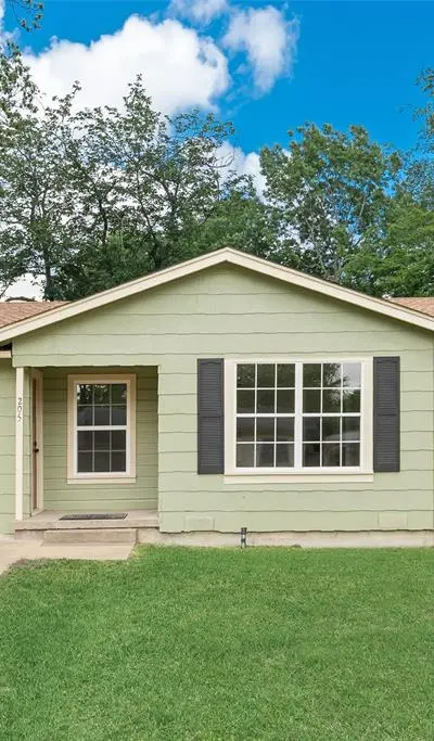 205 E 7th Street, Kaufman TX 75142 - Photo 2