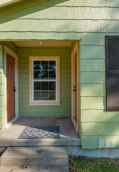 205 E 7th Street, Kaufman TX 75142 - Photo 4