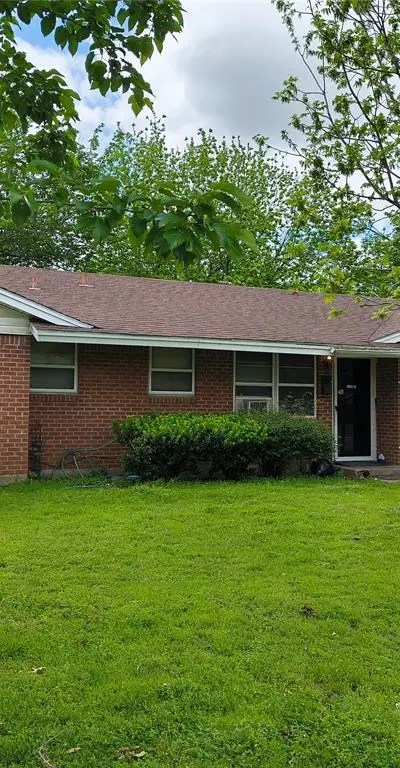600 Thompson Drive, Saginaw TX 76179