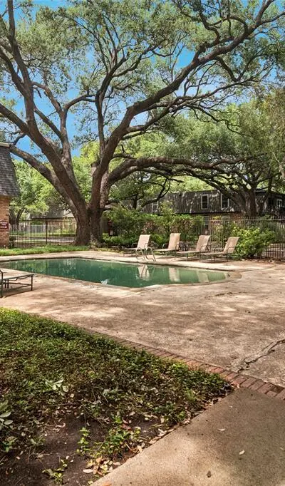 5311 Fleetwood Oaks Avenue # 163, Dallas TX 75235