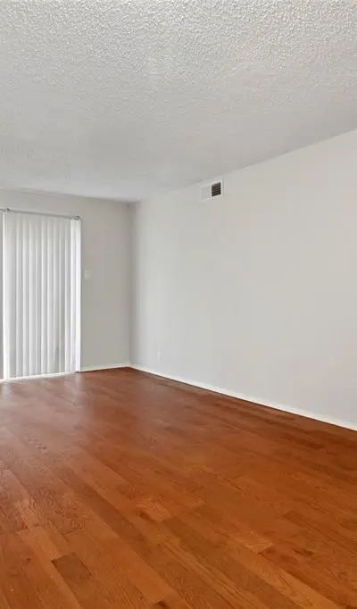 5311 Fleetwood Oaks Avenue # 163, Dallas TX 75235 - Photo 4