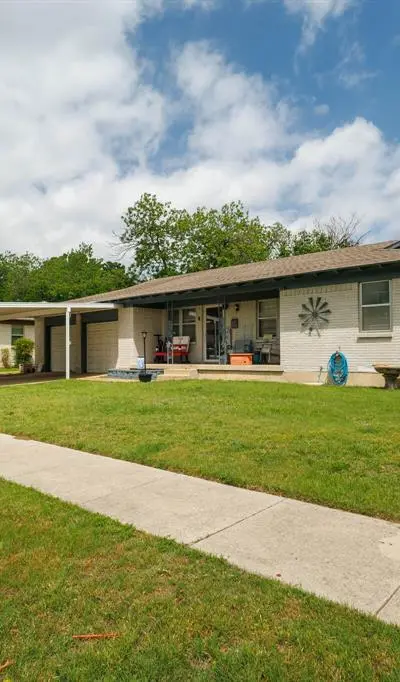 5421 Bonnie Wayne Street, Haltom City TX 76117 - Photo 3