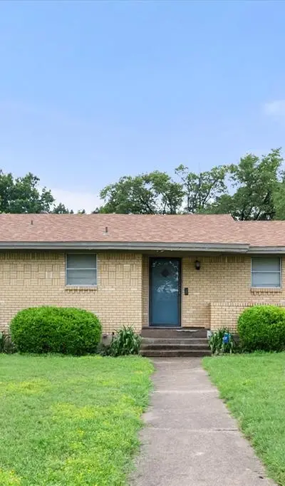 2266 Myrtlewood Drive, Dallas TX 75232 - Photo 2