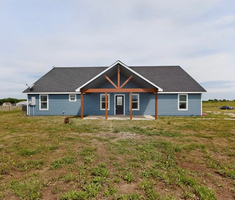 6035 County Road 302, Grandview TX 76050