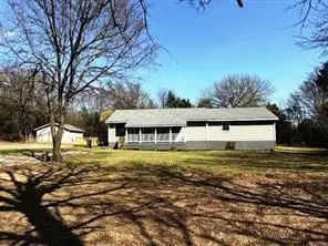 426 Gun Club Rd, Denison TX 75021