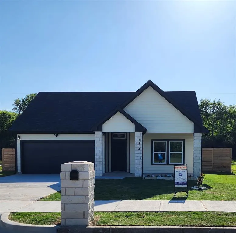 2514 Sheraton Drive, Fort Worth TX 76105