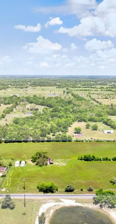 858 County Road 1006, Celeste TX 75423